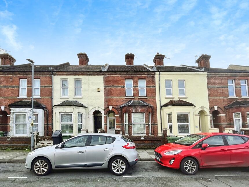 Main image of 4 bedroom  Property to rent, Clive Road, Portsmouth, PO1